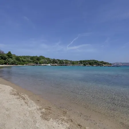 Nyaraló Maria - Capo D'orso - And *