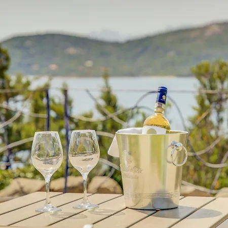 Maria - Capo D'orso - And Holiday home *